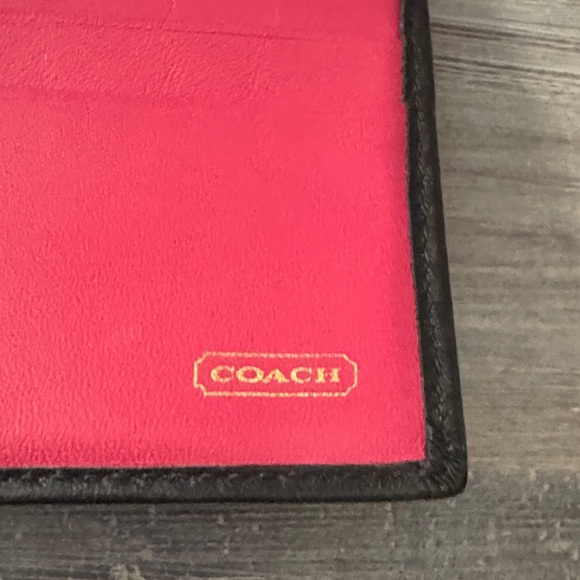 Vintage Coach Legacy Wallet Black Leather With Gold Hardware - Picture 6 of 8